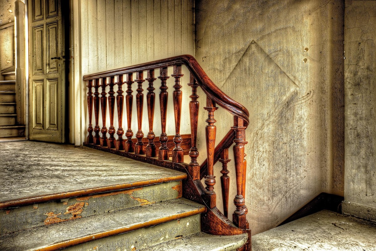Broken Home (Relic)
